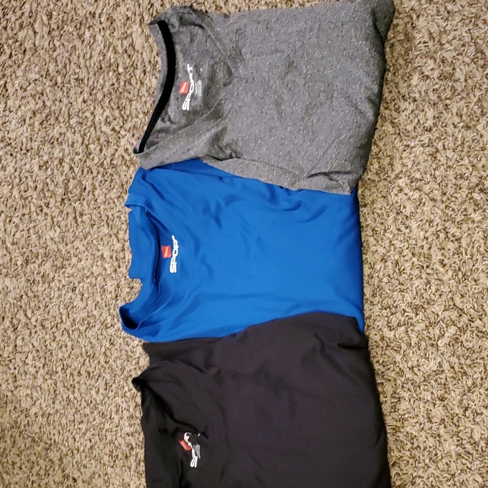 Long sleeve shirts M bundle of 3